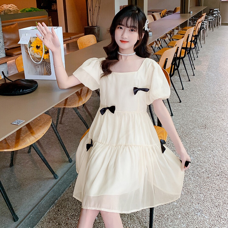 Đầm Chiffon Cổ Vuông Tay Phồng Đính Nơ Cỡ Lớn Thời Trang Mùa Hè Kiểu Mới Cho Bé Gái