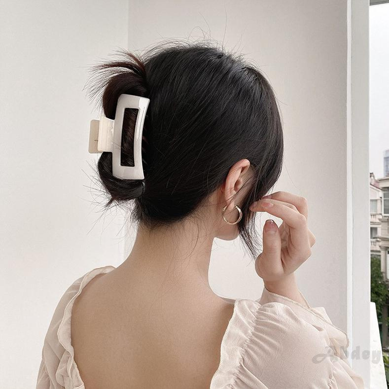 [Abdey] Phiên bản Hàn Quốc của Phụ kiện tóc Ins Frosted Square Lấy Chuck Hair Claw Kẹp Tính khí Trở lại Đầu Tóc đuôi ngựa Bắt Amazon thương Ngoại