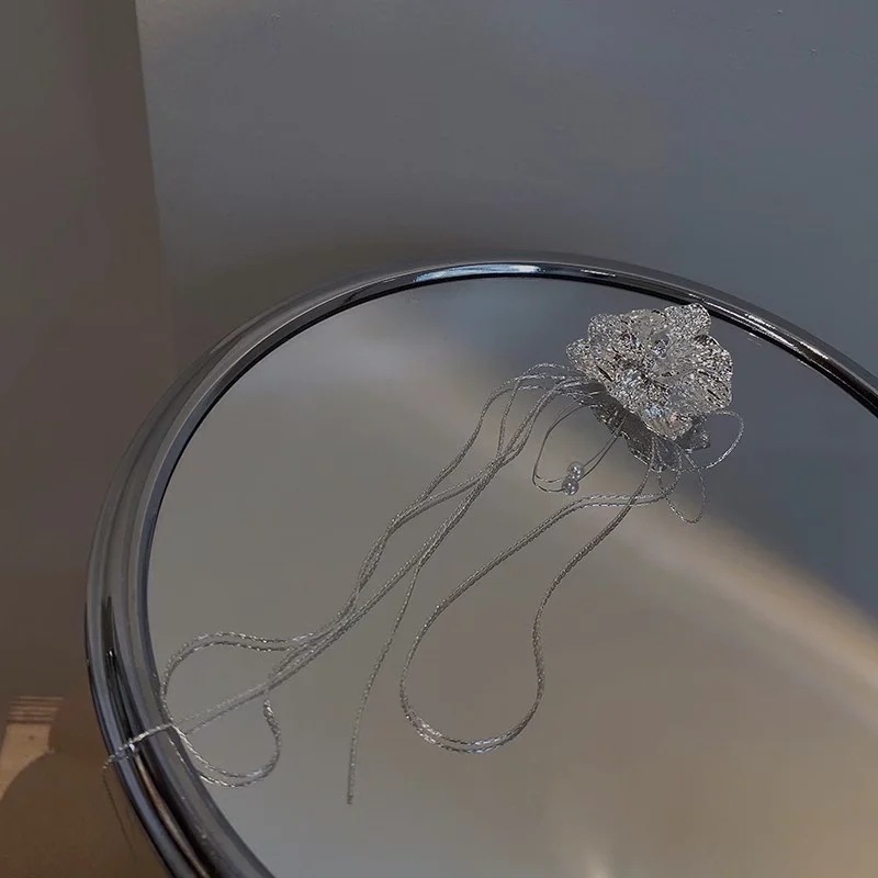 (MớI) Ghim CàI ÁO HìNh Hoa ĐíNh Đá Xinh XắN