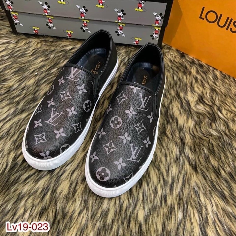 Giày lv nam da lộn thêu chữ đế đúc cao su nguyên khối hàng Fullbox.