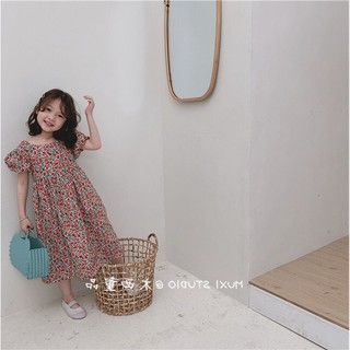 Váy hoa nhí hở lưng