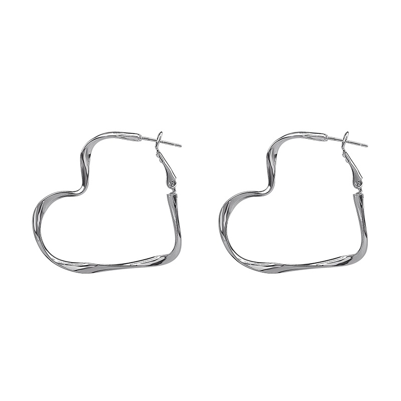 Khuyên Tai Hình Trái Tim Đơn Giản Phong Cách Hàn Quốc Sang Trọng