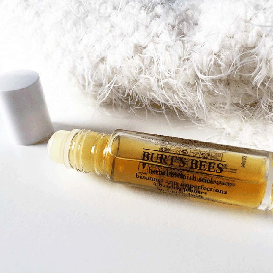 Thanh lăn tinh dầu chấm mụn tràm trà Burt’s Bees- Herbal Complexion Stick With Tea Tree Oil Burts Bee - 7.7ml | BigBuy360 - bigbuy360.vn