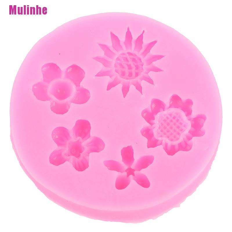 Khuôn silicone tạo hình hoa năm lỗ trang trí bánh cưới