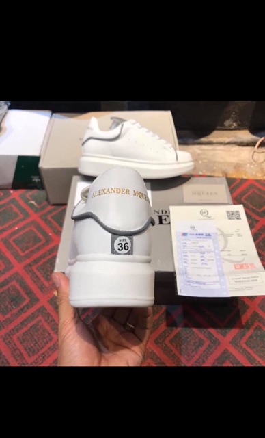 (Ảnh-Video) Giày thể thao Nam,Nữ MC-1:1 phản quang siêu cấp tặng hộp+Nước lau +Hộp+phụ kiện | BigBuy360 - bigbuy360.vn