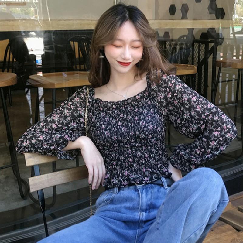 Áo voan xếp ly cổ vuông họa tiết hoa nhỏ xinh xắn cho bạn gái | BigBuy360 - bigbuy360.vn