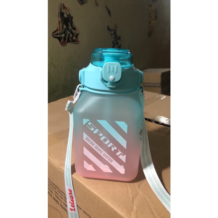 Bình Nước 1,5L, 2L Có Sticker Dán Dễ Thương Nhiều Màu Tiện Lợi
