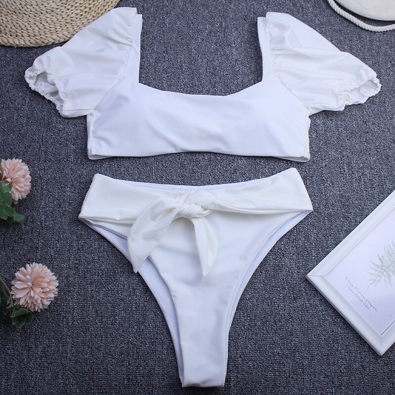 Bikini 2 mảnh tay bồng buộc nơ 2 màu đen-trắng