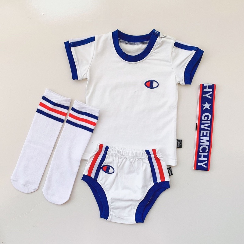 Tất dài và băng đô cho bé