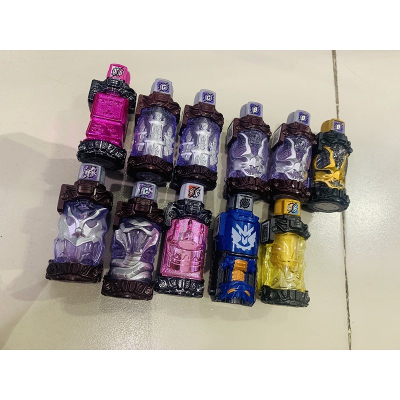 Đồ chơi siêu nhân Bottle lẻ candy/Gsp