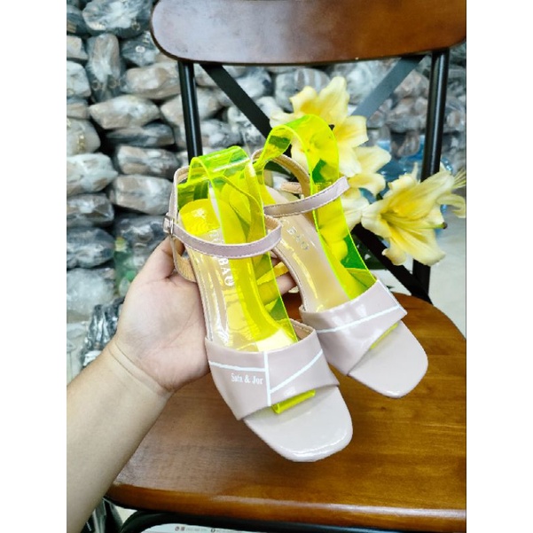 Giày sandanl mềm êm,đế cao su,cao 5cm