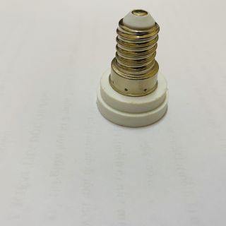 Đui đèn E14 sang E12