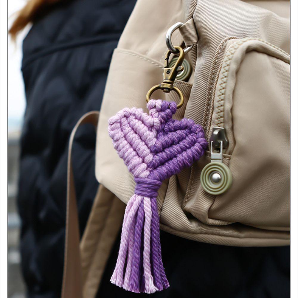 Móc Khóa Sợi Hình Trái Tim Phối Tua Rua Xinh Xắn