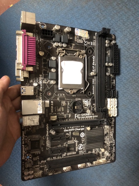 Main Gigabyte B85M-D3V socket 1150