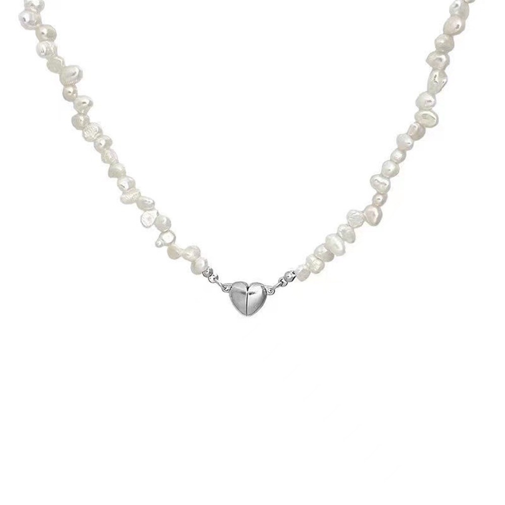 Dây Chuyền Choker Khóa Nam Châm Mặt Trái Tim Đính Ngọc Trai Thời Trang Cho Nữ