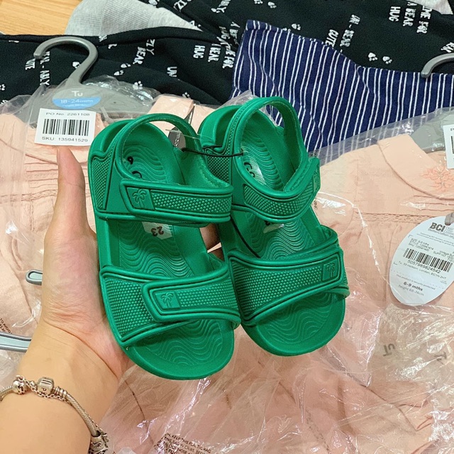 Sandal geoger xanh lá