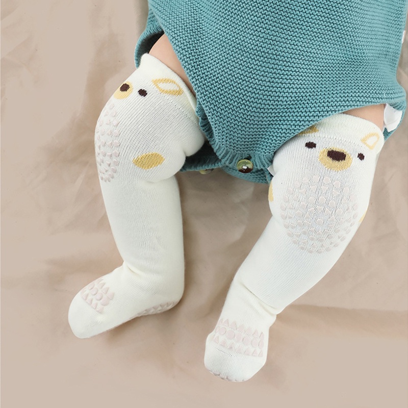 Vớ Chống Trượt Họa Tiết Hoạt Hình Thời Trang Thu Đông Cho Bé