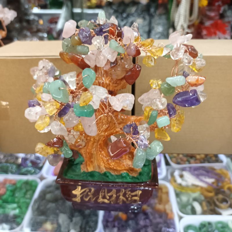 Cây đá T.A ngũ sắc kích tài lộc may mắn