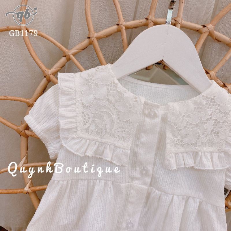 Quần áo trẻ em  [ QUỲNH BOUTIQUE ] bodysuit bé gái màu trắng cổ vuông 0-18M