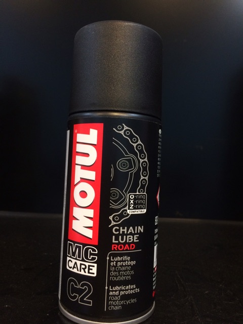 CHAI XỊT SÊN MOTUL C2 150ml