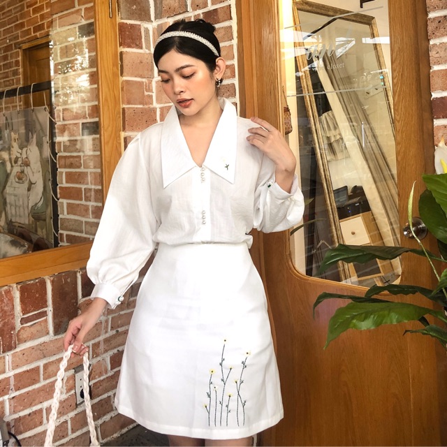 TIELA Chân váy thêu hoa cúc