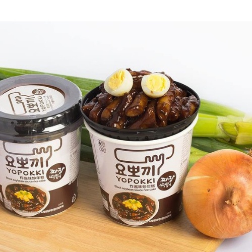 Bánh Gạo Tokpokki Tương Đen Dạng Cốc Ăn Liền 120G