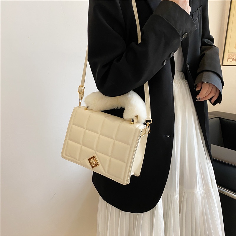 Túi đeo chéo thời trang Hàn cho nữ 2021