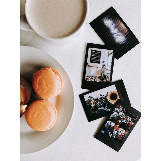 FUJIFILM INSTAX Mini Instant Film 10 tấm - Viền màu tổng hợp - date 2024 -2025