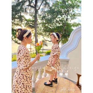Đầm cánh dơi cặp mẹ bé