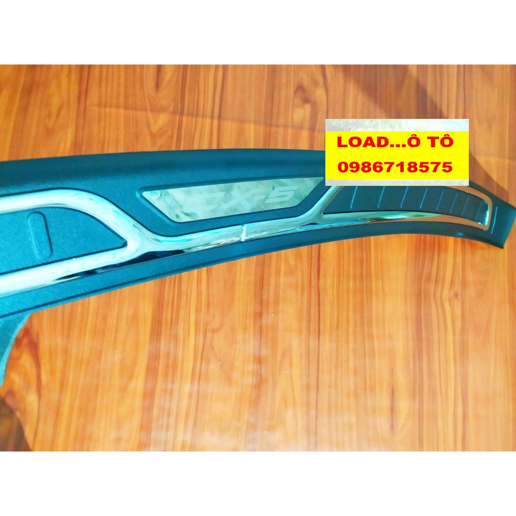Chống trầy cốp ngoài Mazda CX5 2022-2018 (Chất liệu Nhựa đen)