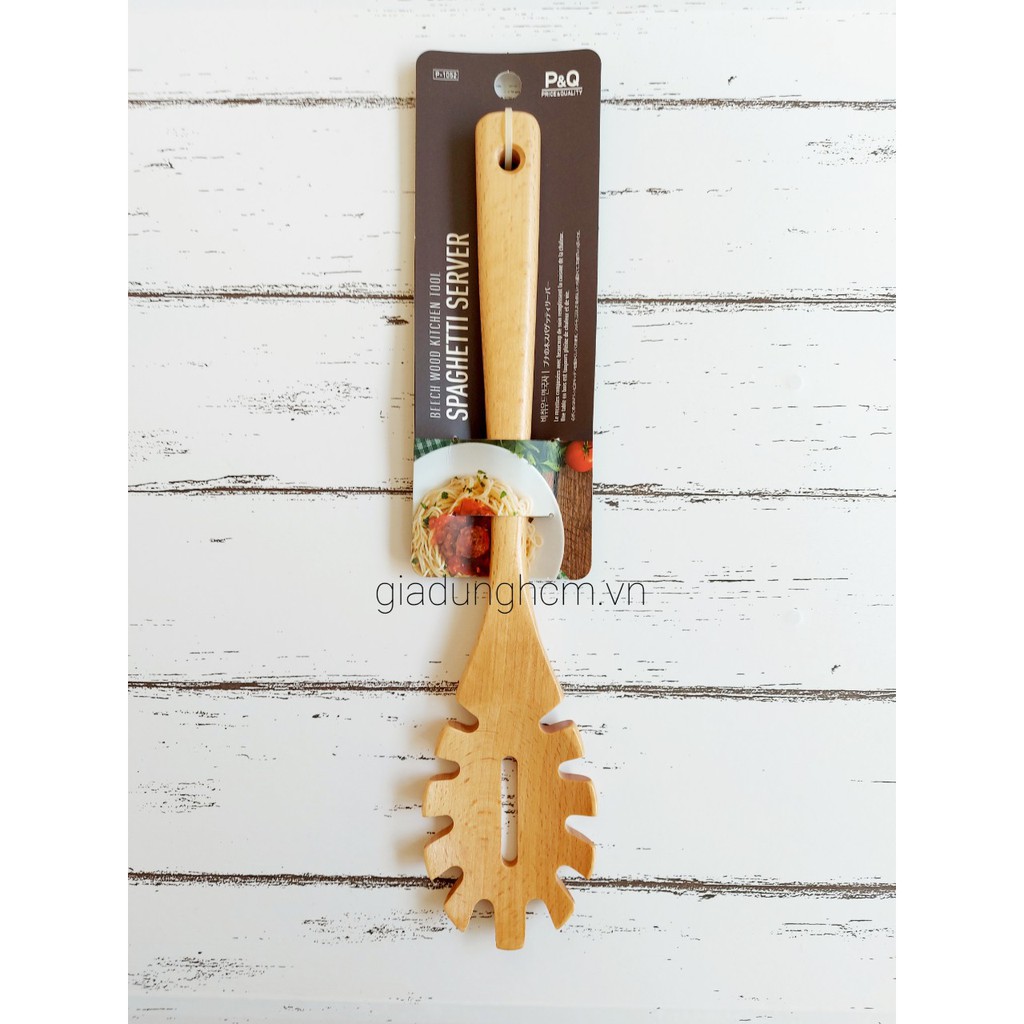Dụng cụ vớt mì Spagheti P&Q Lock&Lock bằng gỗ sồi P-1052