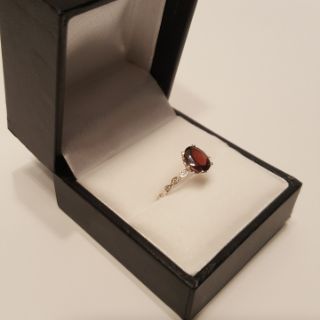 Nhẫn Bạc Ý - Đá Garnet
