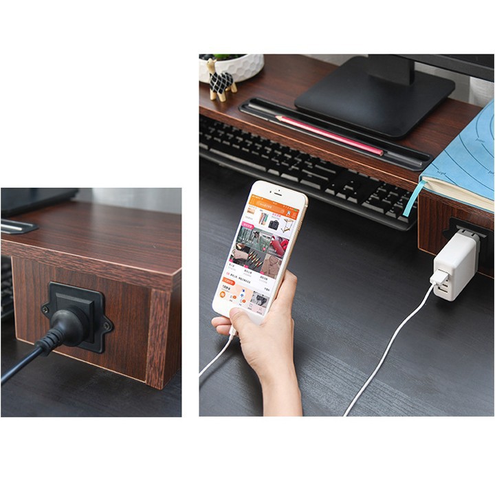 Xả kệ để màn hình máy tính có ổ cắm điện