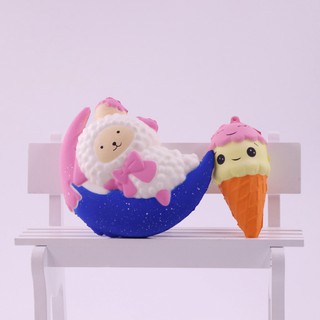 Squishy cừu ôm mặt trăng