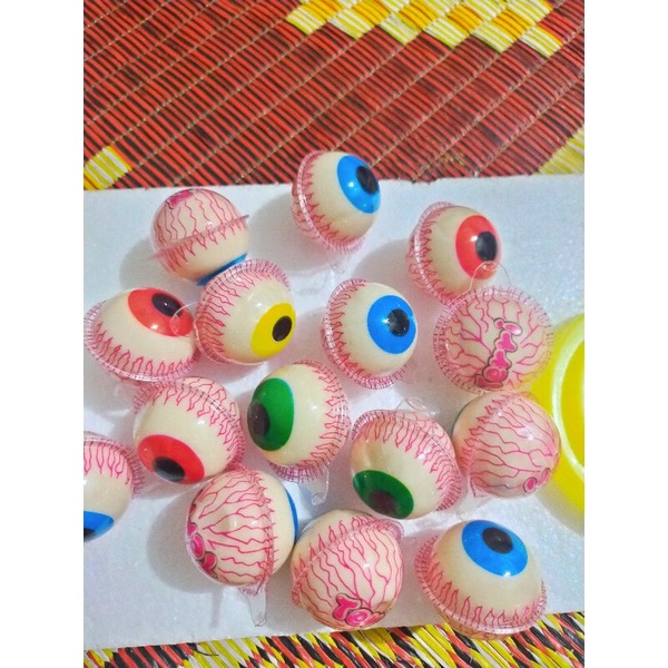 Sỉ hũ kẹo mắt loại to có nhân hoa quả chảy thơm ngon ( hũ 30v)