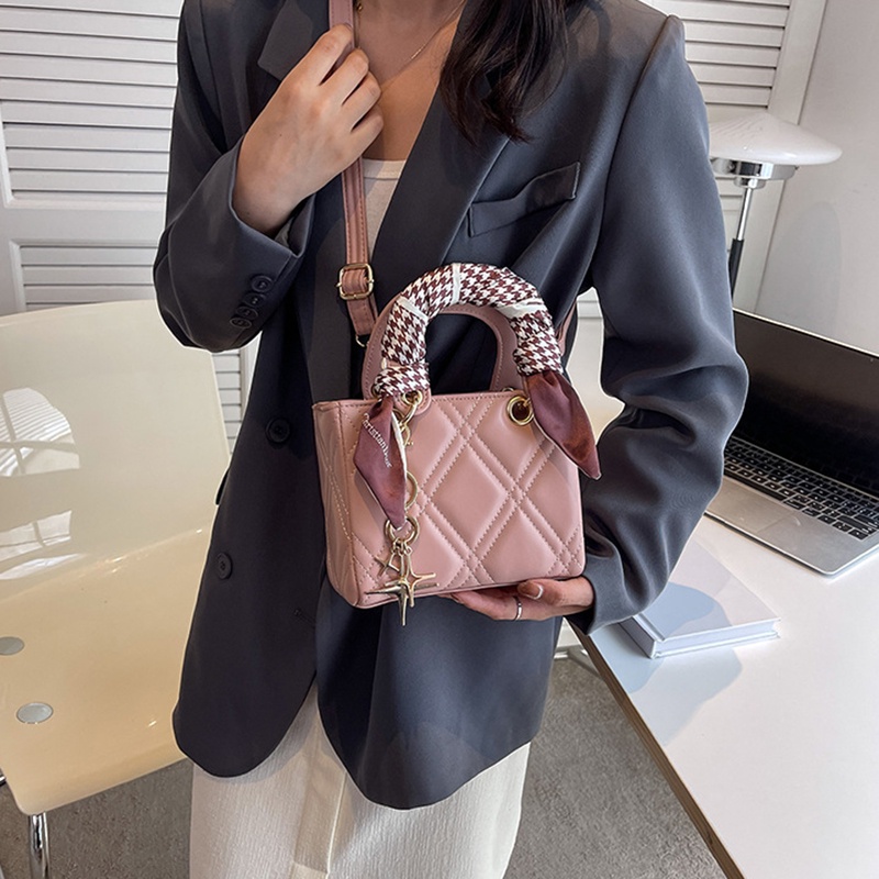 Túi Đeo Chéo Vai Bằng Lụa Thời Trang Sành Điệu Cho Nữ