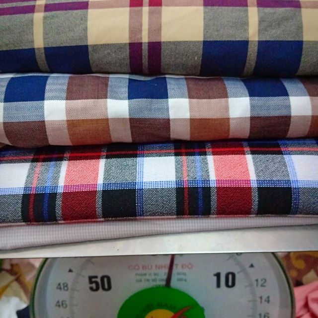 Vải c Thu Hậu