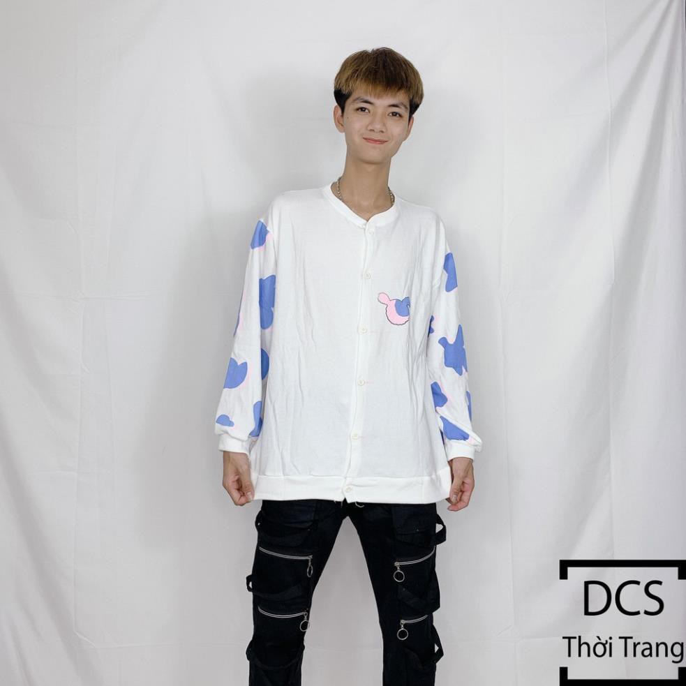 Áo Cadigan Tay In Bò Sữa Plas | BigBuy360 - bigbuy360.vn