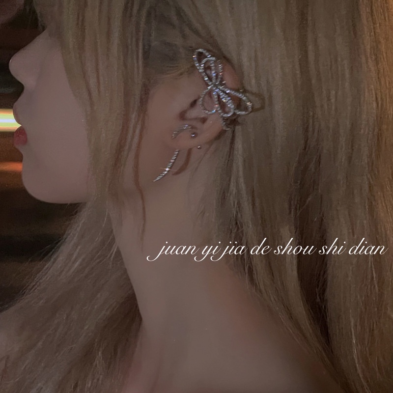 Khuyên Kẹp Vành Tai Thiết Kế Nhỏ Nhắn Ba Chiều Cá Tính Khí Chất Cao Hình Hoa Phong Cách Pháp One Piece