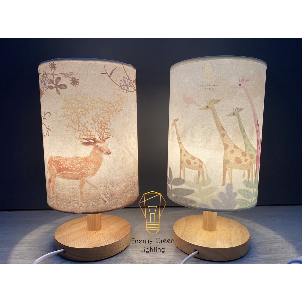 Đèn Bàn Trang Trí Energy Green Lighting Kiểu Dáng Cổ Điển Thân Gỗ DB-616 9 Mẫu Phong Cảnh Thiên Nhiên - Đã Bao Gồm Bóng