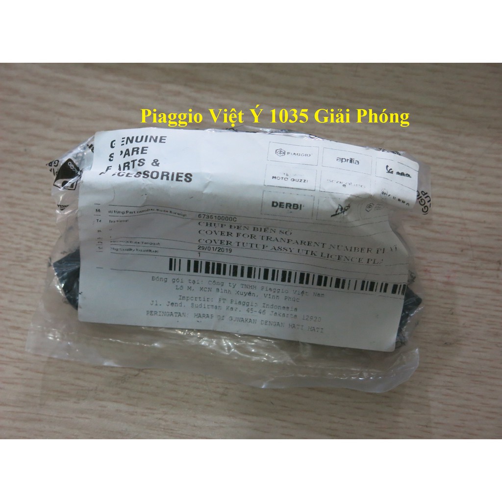 Nắp ốp đèn soi biển số Vespa Primavera, Sprint