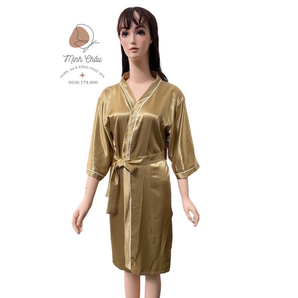 ÁO CHOÀNG LỤA TRONG SPA, SALON