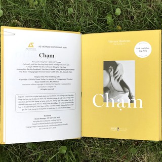 Sách -   Chạm (Bìa cứng)