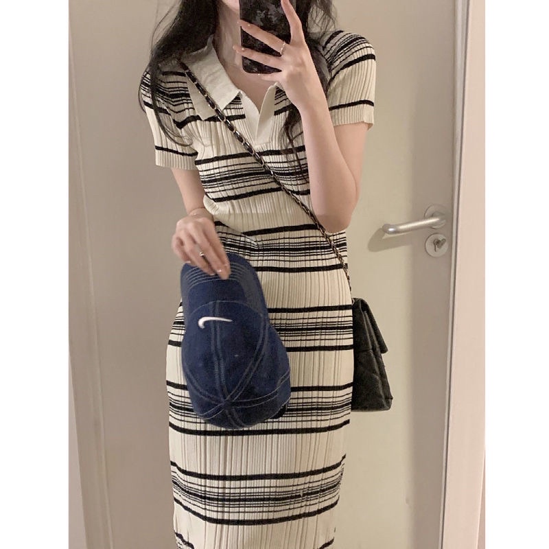 Váy polo kẻ ngang dáng dài chất len