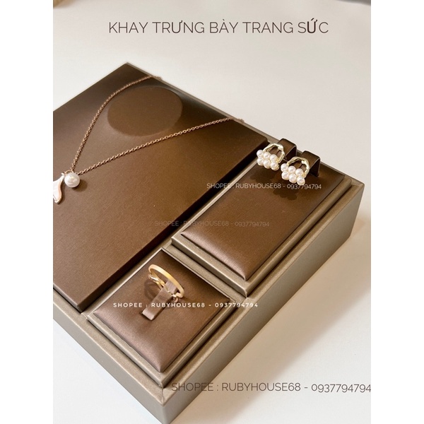 Khay trưng bày bộ trang sức cao cấp