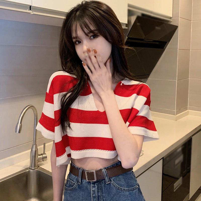 Áo montoghi kẻ cổ bẻ khoét Quảng Châu dáng croptop tăm sọc mới