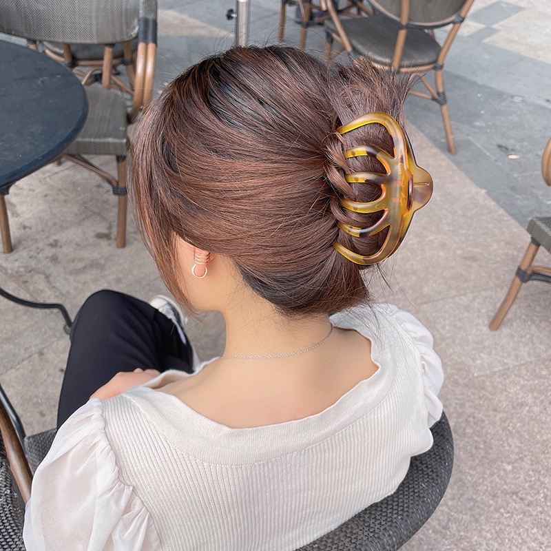Kẹp tóc móng vuốt họa tiết đẹp mắt phong cách vintage cổ điển