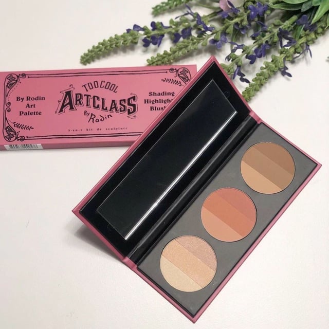 Bảng màu highlight + má hồng TOO COOL FOR SCHOOL