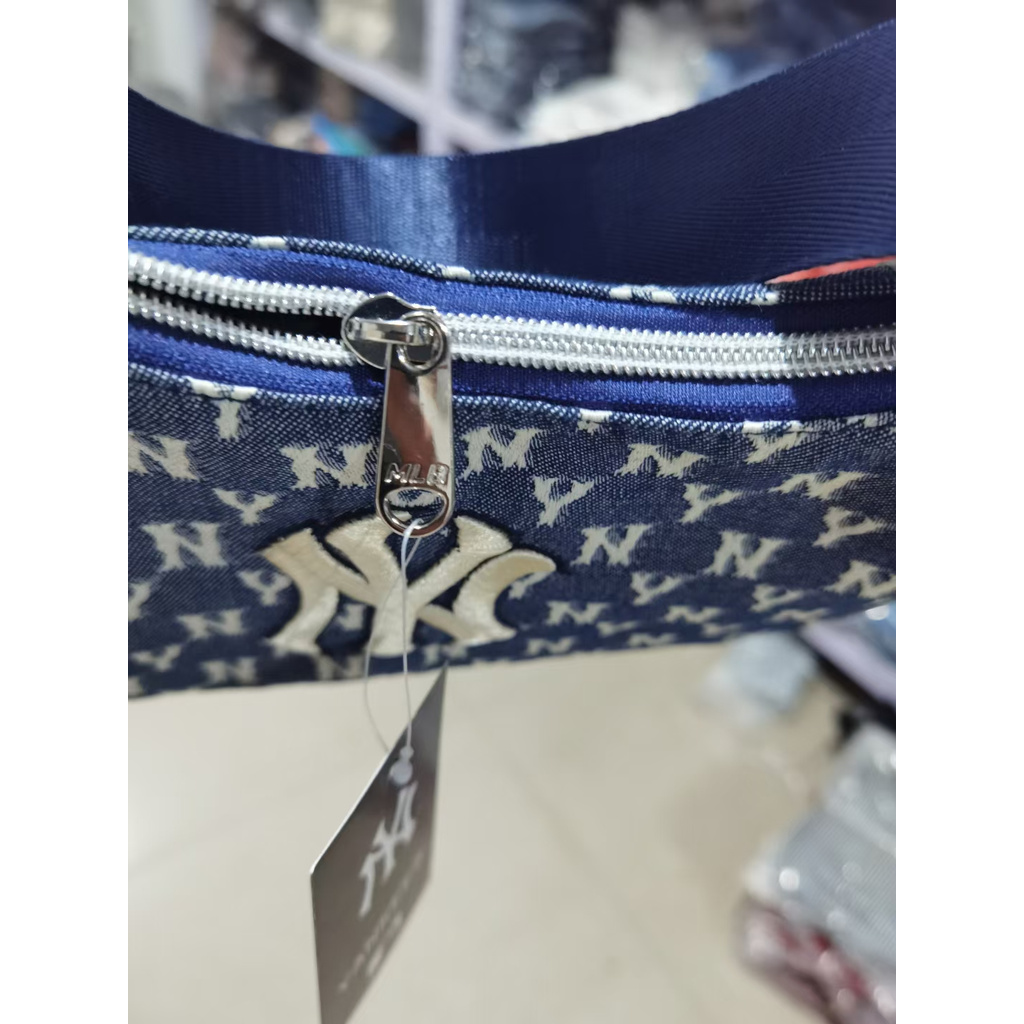 Túi đeo vai xách tay mini thêu họa tiết MLB phong cách Hàn Quốc thời trang kích thước 25 x 18 x 7cm