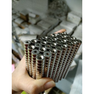 Nam châm có lỗ 10*5 lỗ 3.5mm, nam châm có lỗ gắn vít, nam châm gắn bàn, tủ, cửa gỗ...